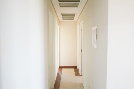 Apartamento à venda com 105m², 3 quartos e 2 vagasCorredor