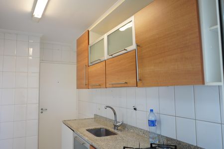 Apartamento à venda com 105m², 3 quartos e 2 vagasCozinha