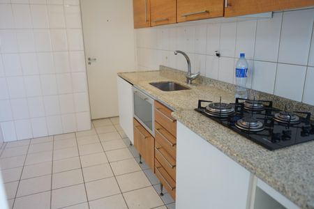 Apartamento à venda com 105m², 3 quartos e 2 vagasCozinha