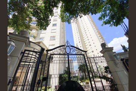 Apartamento à venda com 105m², 3 quartos e 2 vagasFachada
