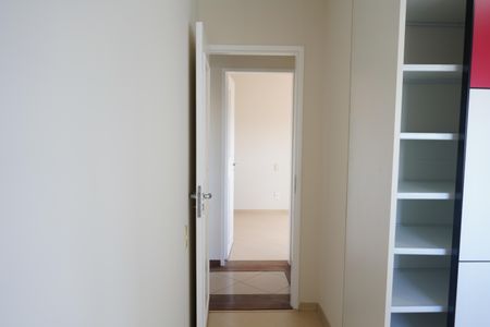 Apartamento à venda com 105m², 3 quartos e 2 vagasQuarto 2