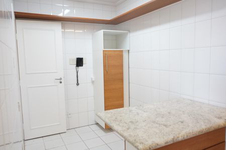 Apartamento à venda com 105m², 3 quartos e 2 vagasCozinha