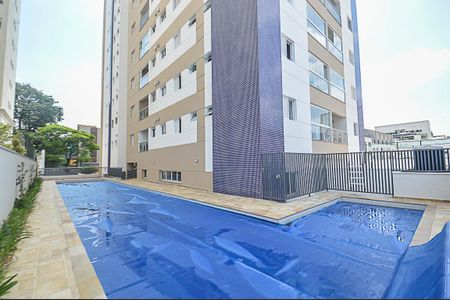 Apartamento à venda com 71m², 2 quartos e 2 vagasÁrea comum - Piscina