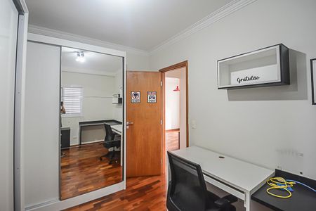 Apartamento à venda com 71m², 2 quartos e 2 vagasQuarto