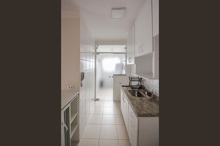 Apartamento à venda com 71m², 2 quartos e 2 vagasCozinha