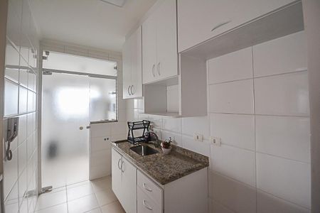 Apartamento à venda com 71m², 2 quartos e 2 vagasCozinha