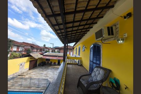 Casa de condomínio para alugar com 600m², 5 quartos e 3 vagas