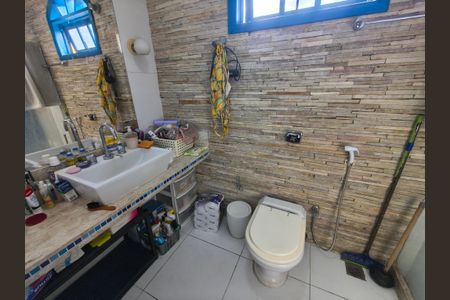 Casa de condomínio para alugar com 600m², 5 quartos e 3 vagas