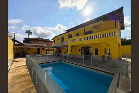 Casa de condomínio para alugar com 600m², 5 quartos e 3 vagas