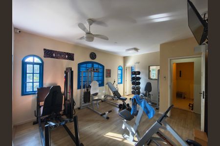 Casa de condomínio para alugar com 600m², 5 quartos e 3 vagas