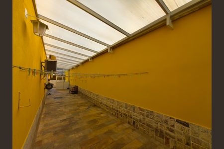 Casa de condomínio para alugar com 600m², 5 quartos e 3 vagas