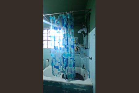 Casa à venda com 3 quartos, 300m² em Floresta, Belo Horizonte