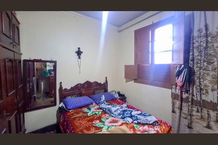 Casa à venda com 3 quartos, 300m² em Floresta, Belo Horizonte