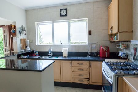 Casa de condomínio à venda com 350m², 3 quartos e 2 vagasCozinha