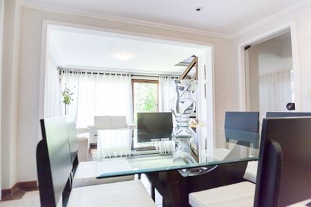 Casa de condomínio à venda com 350m², 3 quartos e 2 vagasSala de Jantar