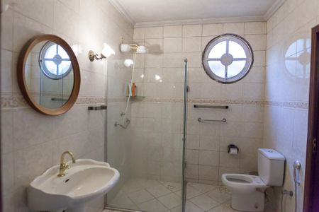 Casa de condomínio à venda com 350m², 3 quartos e 2 vagasBanheiro Social / semi sauite 