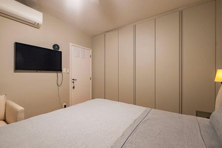 Quarto 1 de apartamento à venda com 2 quartos, 87m² em Consolação, São Paulo