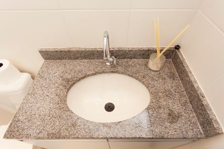 Banheiro da Suíte de apartamento para alugar com 1 quarto, 37m² em Jardim Marajoara, São Paulo