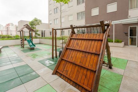Apartamento à venda com 37m², 1 quarto e sem vagaÁrea comum - Playground