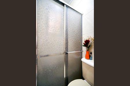 Casa à venda com 218m², 7 quartos e 2 vagas Casa à venda com 218m², 7 quartos e 2 vagasBanheiro 01