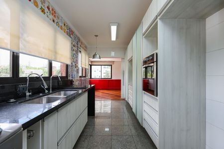 Apartamento à venda com 160m², 3 quartos e 3 vagasCozinha