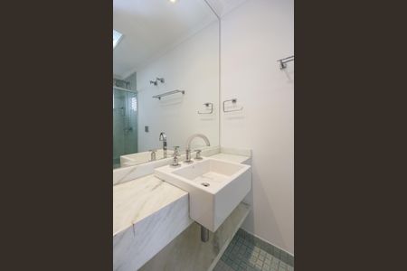 Apartamento à venda com 160m², 3 quartos e 3 vagasBanheiro da Suíte 2