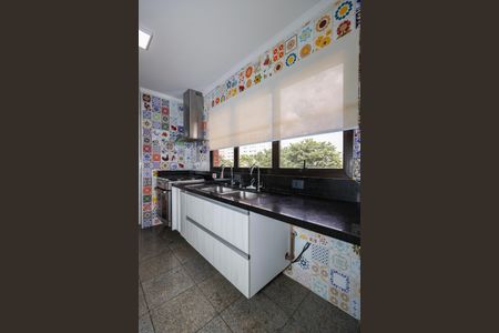 Apartamento à venda com 160m², 3 quartos e 3 vagasCozinha