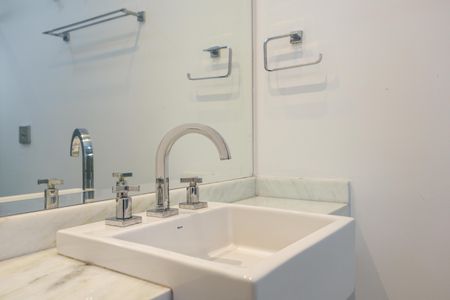 Apartamento à venda com 160m², 3 quartos e 3 vagasBanheiro da Suíte 2