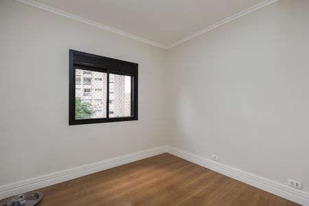 Apartamento à venda com 160m², 3 quartos e 3 vagasSuíte 2