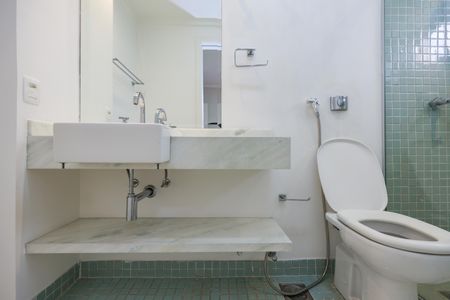 Apartamento à venda com 160m², 3 quartos e 3 vagasBanheiro da Suíte 3