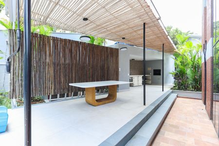 Apartamento à venda com 160m², 3 quartos e 3 vagasÁrea comum - Churrasqueira