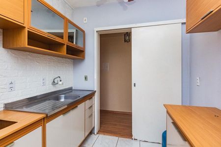 Cozinha  de apartamento para alugar com 2 quartos, 43m² em Morro Santana, Porto Alegre