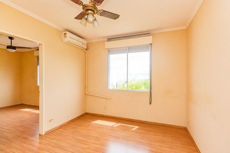 Quarto 1 de apartamento para alugar com 2 quartos, 43m² em Morro Santana, Porto Alegre