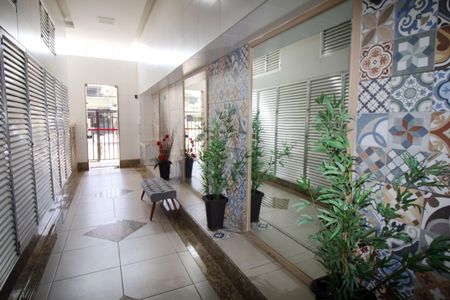 Apartamento à venda com 69m², 2 quartos e 1 vagaÁrea comum - Hall de Entrada