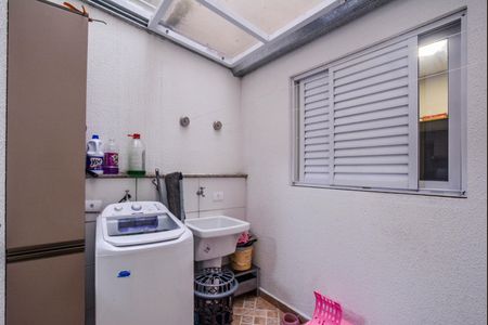 Apartamento para alugar com 38m², 2 quartos e 1 vagaÁrea de Serviço