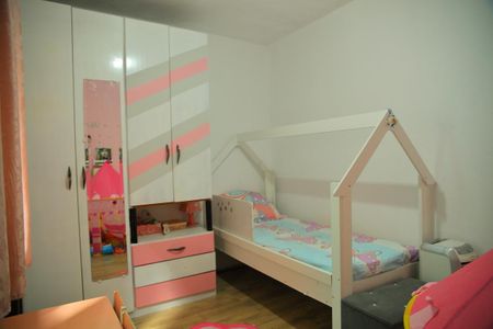 Casa à venda com 106m², 2 quartos e 1 vagaQuarto 2 