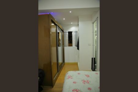 Casa à venda com 106m², 2 quartos e 1 vagaSuíte 