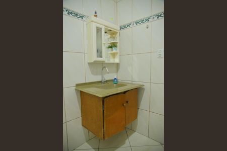 Casa à venda com 106m², 2 quartos e 1 vagaBanheiro Social 