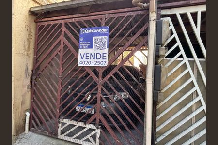 Casa à venda com 106m², 2 quartos e 1 vaga
