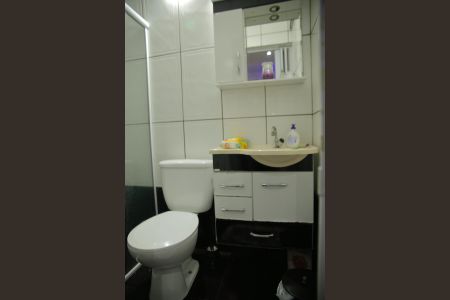 Casa à venda com 106m², 2 quartos e 1 vagaSuíte - Banheiro 