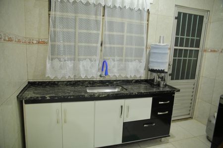 Casa à venda com 106m², 2 quartos e 1 vagaCopa/Cozinha 