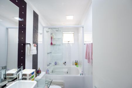 Apartamento para alugar com 98m², 2 quartos e 2 vagasBanheiro da Suíte