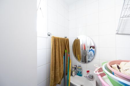 Apartamento para alugar com 98m², 2 quartos e 2 vagasBanheiro de Serviço