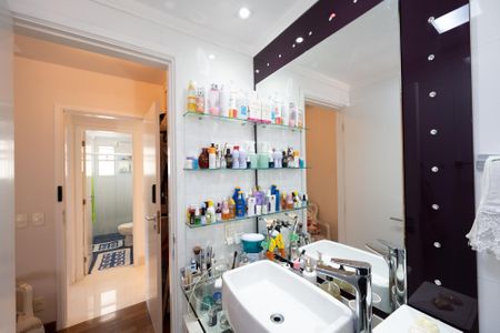 Apartamento para alugar com 98m², 2 quartos e 2 vagasBanheiro da Suíte