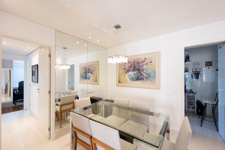 Apartamento para alugar com 98m², 2 quartos e 2 vagasSala