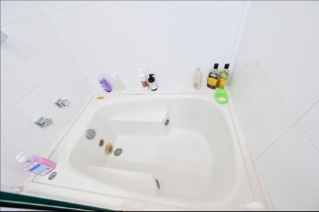 Apartamento para alugar com 98m², 2 quartos e 2 vagasBanheiro da Suíte