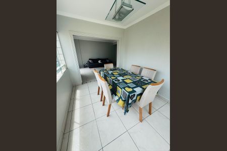 Apartamento para alugar com 115m², 2 quartos e 1 vaga Apartamento para alugar com 115m², 2 quartos e 1 vagaSala