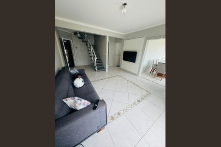 Apartamento para alugar com 115m², 2 quartos e 1 vaga Apartamento para alugar com 115m², 2 quartos e 1 vagaSala