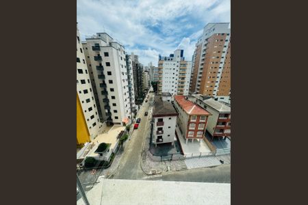 Apartamento para alugar com 115m², 2 quartos e 1 vaga