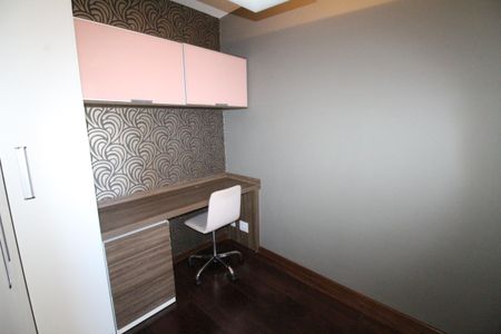 Apartamento para alugar com 90m², 3 quartos e 1 vagaQuarto